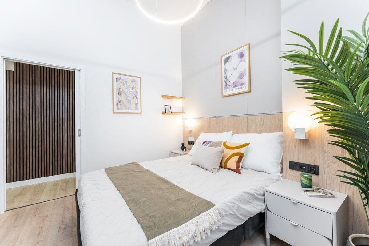 Pronájem bytu  80 m², U Půjčovny, Praha, Praha