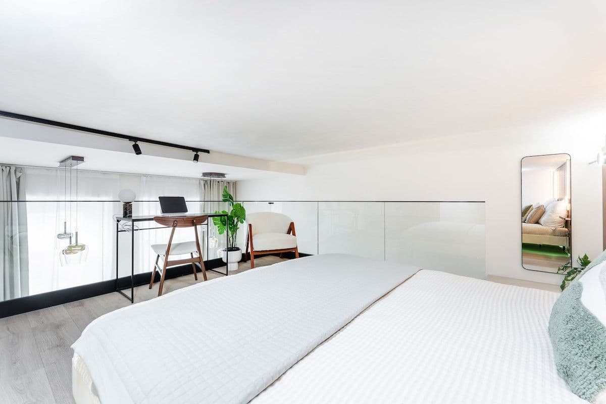 Pronájem bytu  80 m², U Půjčovny, Praha, Praha