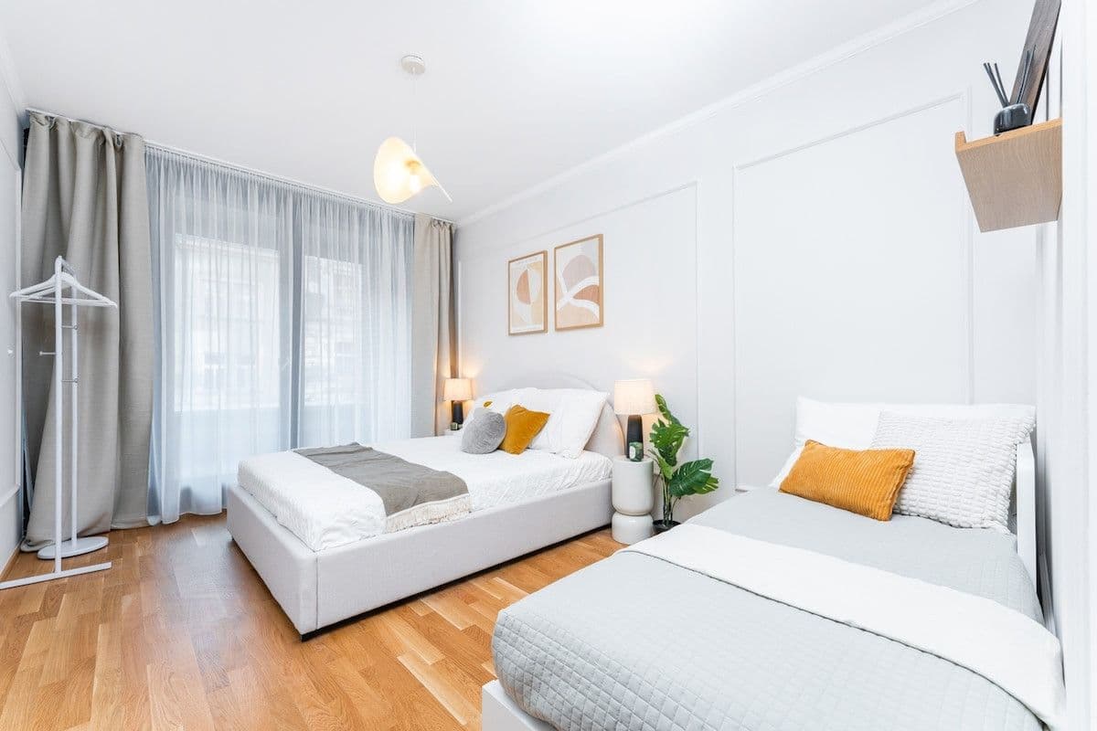 Pronájem bytu  90 m², Šiklové, Praha, Praha