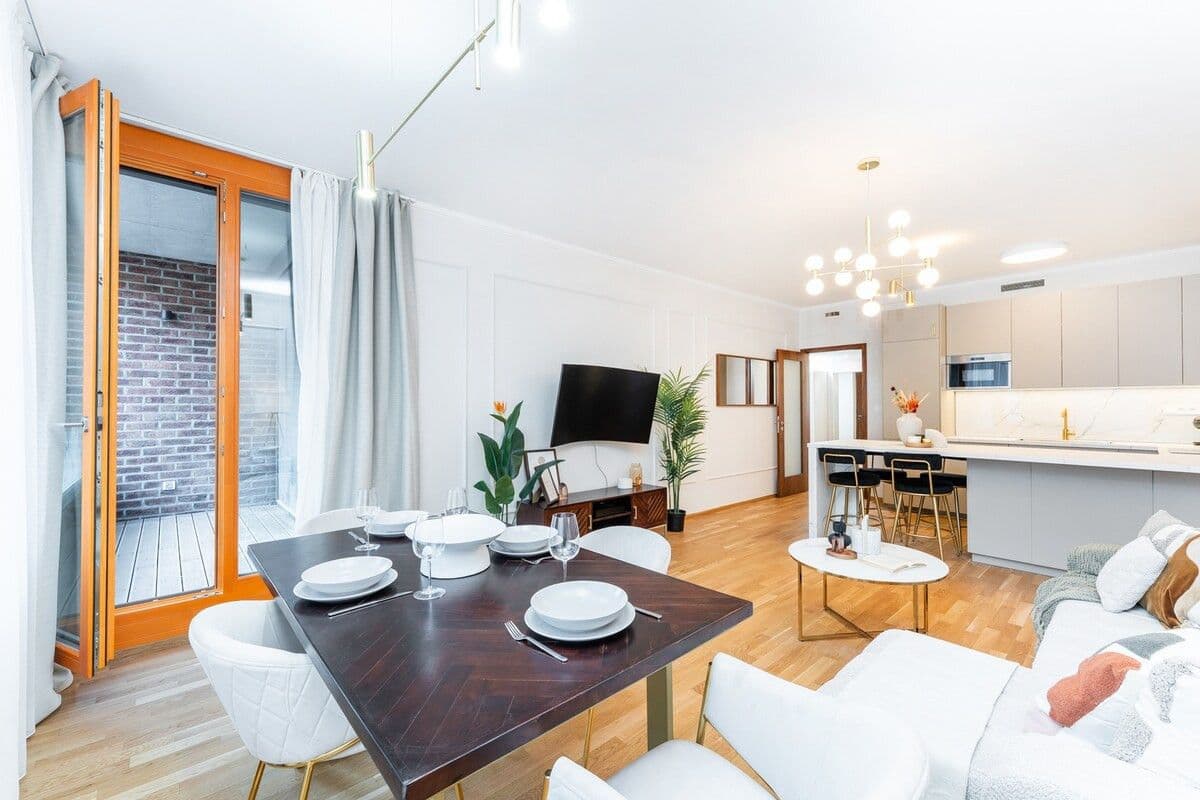 Pronájem bytu  90 m², Šiklové, Praha, Praha