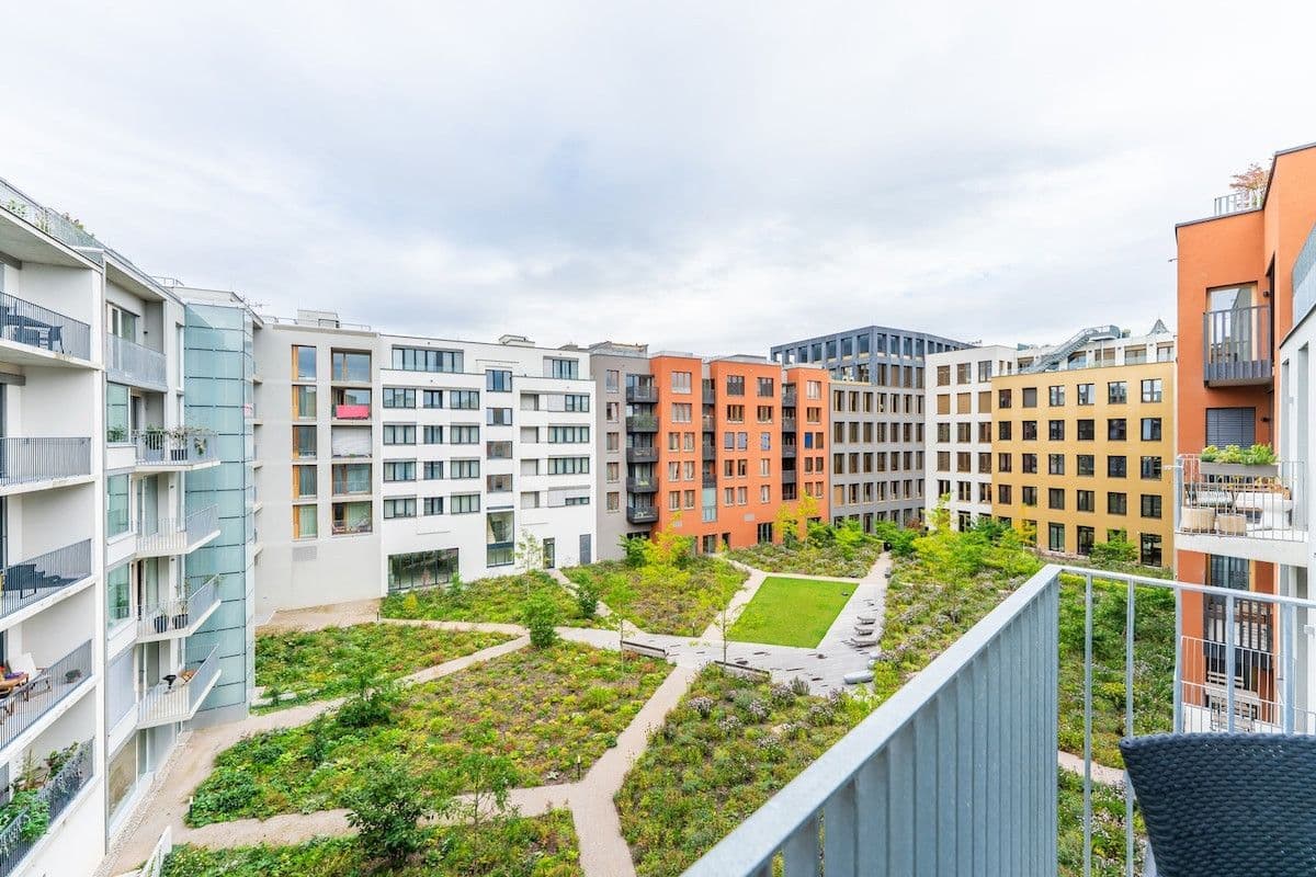 Pronájem bytu  53 m², Nádražní, Praha, Praha