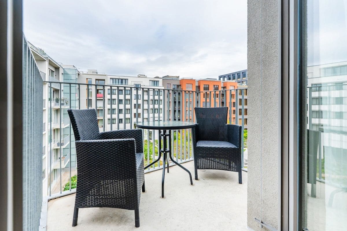 Pronájem bytu  53 m², Nádražní, Praha, Praha