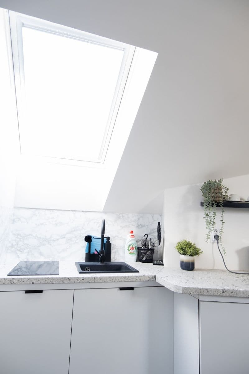 Pronájem bytu  38 m², Školská, Praha, Praha