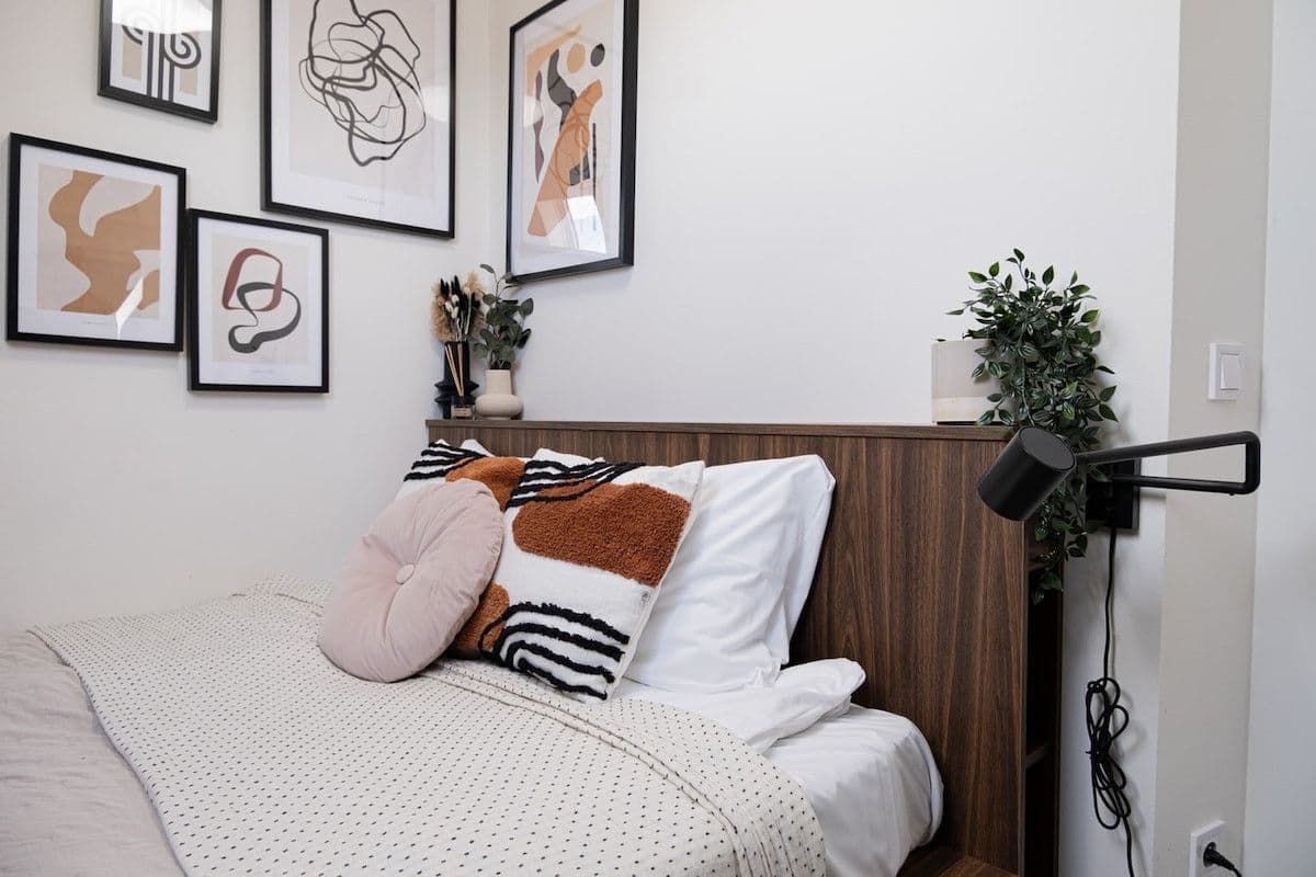 Pronájem bytu  38 m², Školská, Praha, Praha