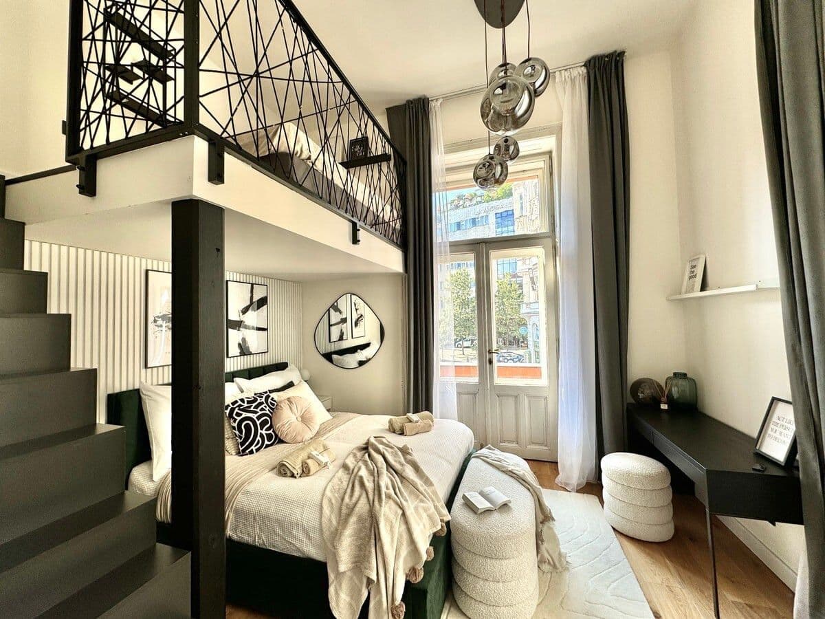 Pronájem bytu  50 m², Křemencova, Praha, Praha