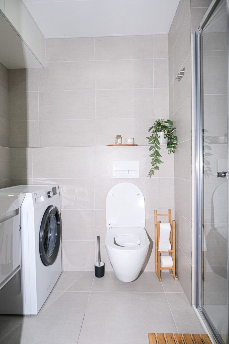 Pronájem bytu  23 m², Plzeňská, Praha, Praha