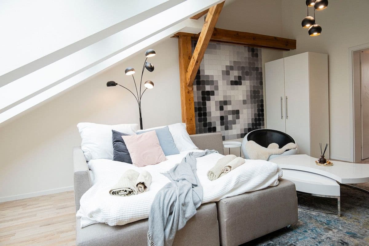 Pronájem bytu  100 m², Opletalova, Praha, Praha