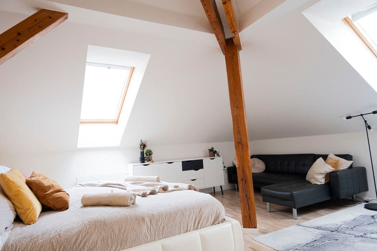 Pronájem bytu  100 m², Opletalova, Praha, Praha