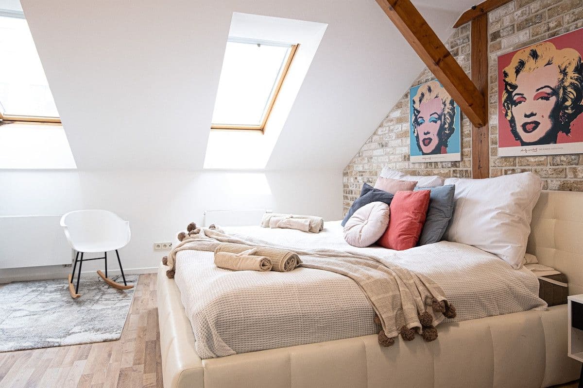 Pronájem bytu  100 m², Opletalova, Praha, Praha