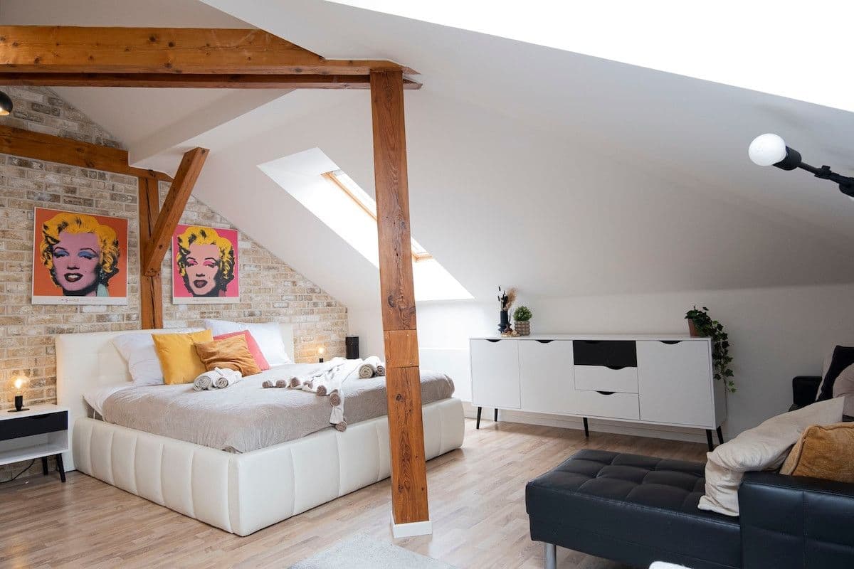 Pronájem bytu  100 m², Opletalova, Praha, Praha