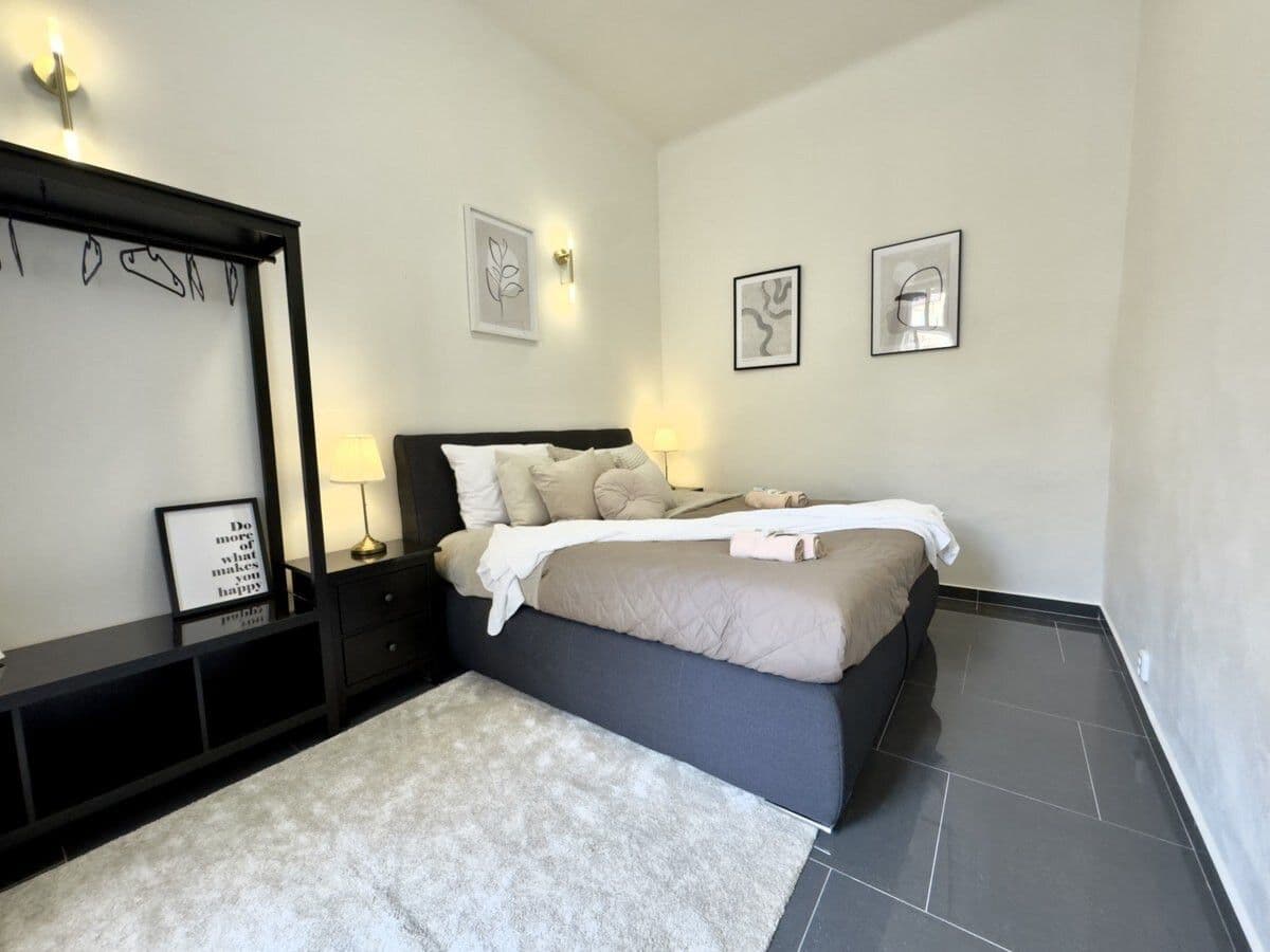 Pronájem bytu  70 m², Vinohradská, Praha, Praha