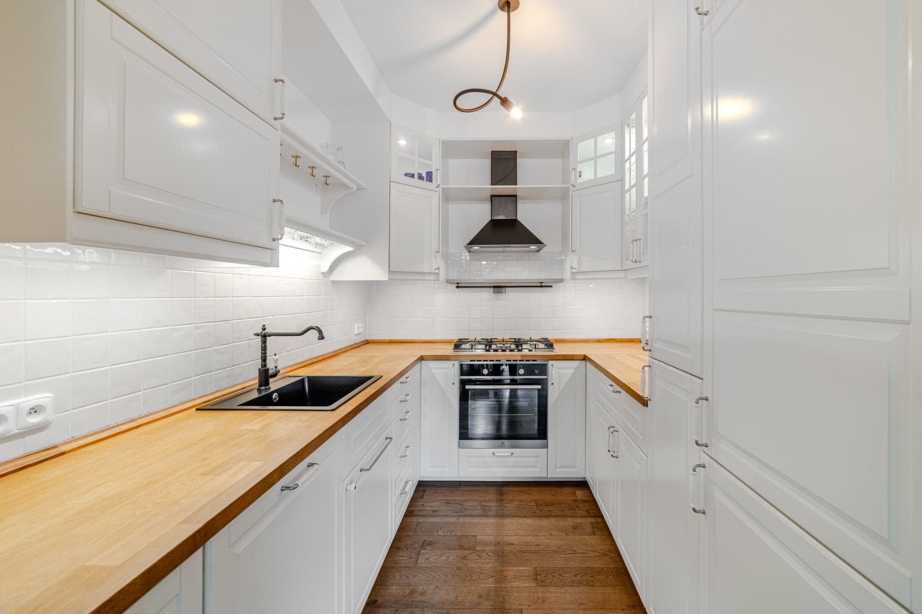 Pronájem bytu  138 m², Ohradní, Praha, Praha