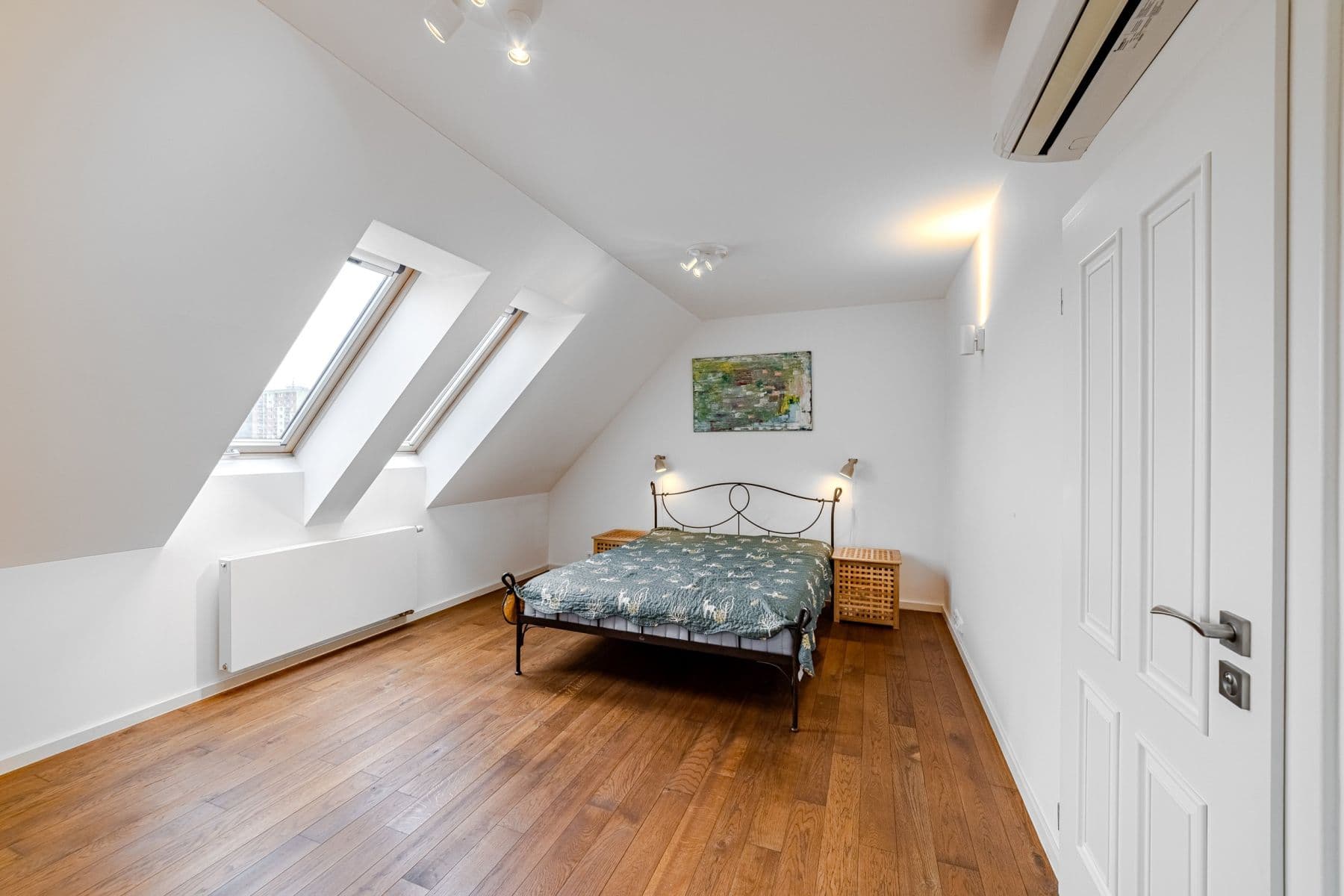 Pronájem bytu  138 m², Ohradní, Praha, Praha