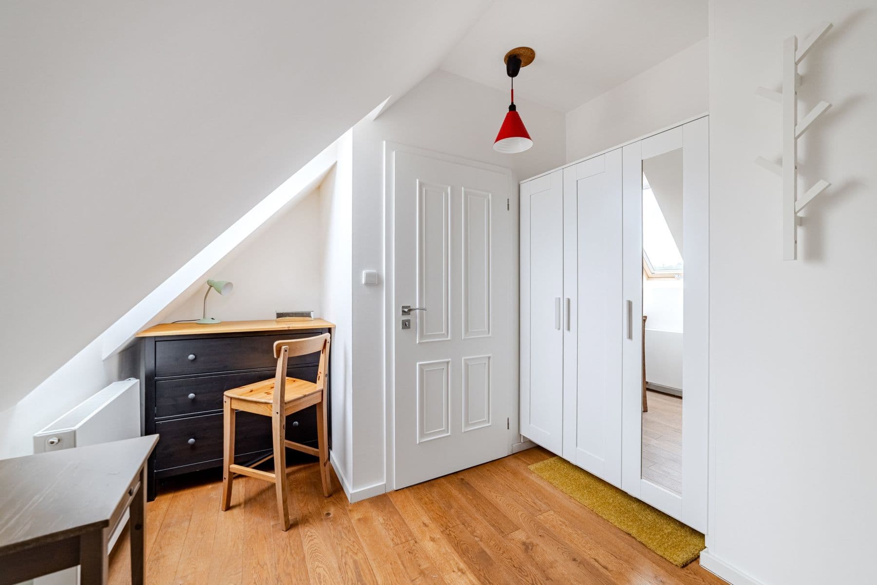 Pronájem bytu  138 m², Ohradní, Praha, Praha