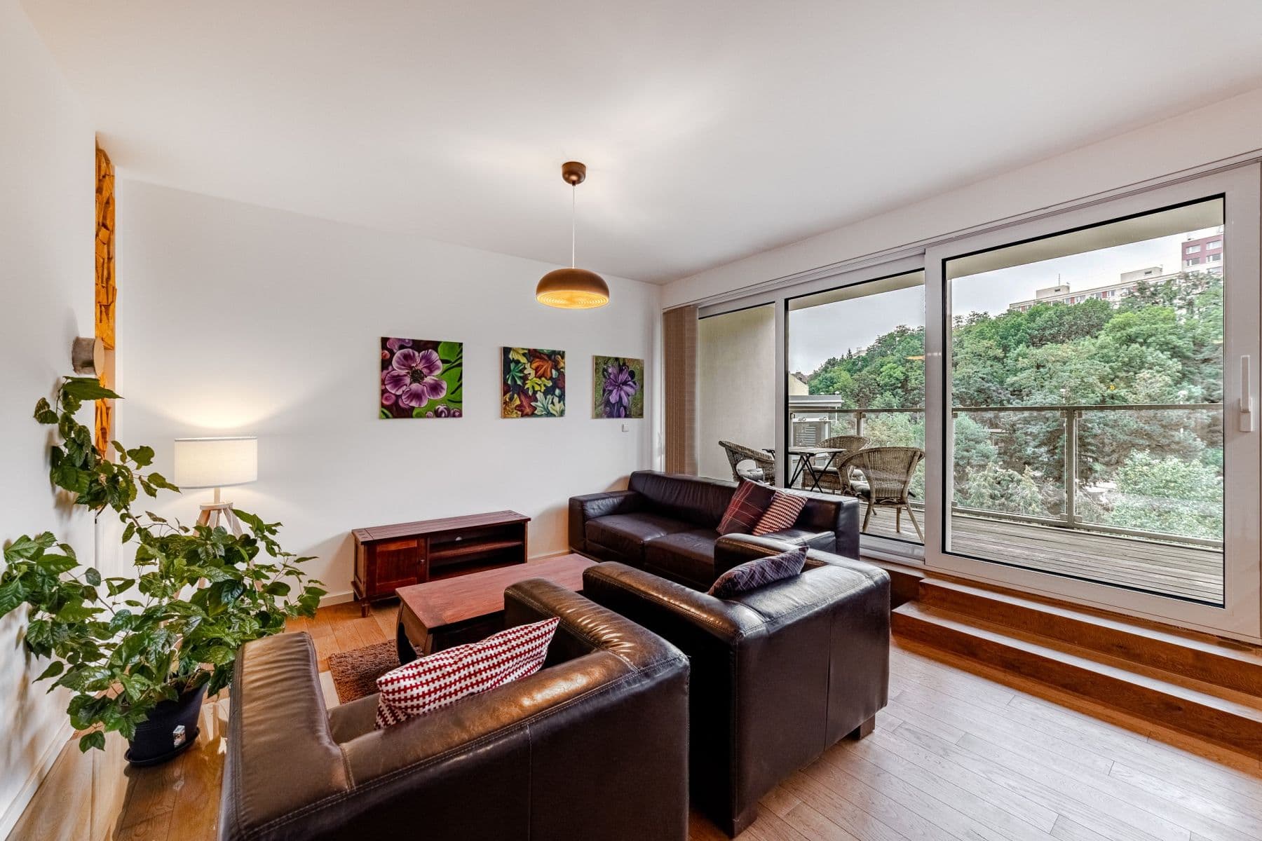 Pronájem bytu  138 m², Ohradní, Praha, Praha