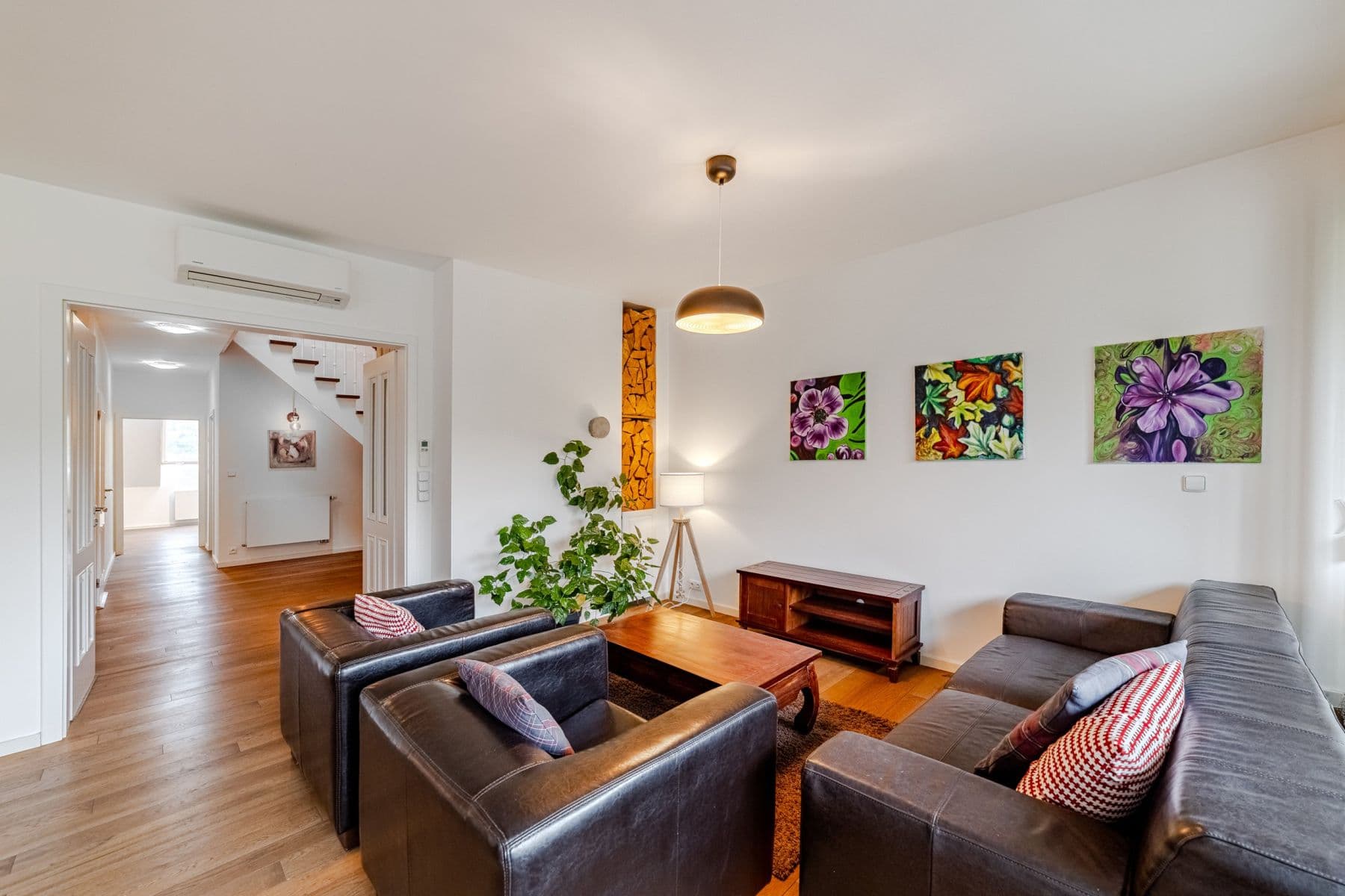 Pronájem bytu  138 m², Ohradní, Praha, Praha