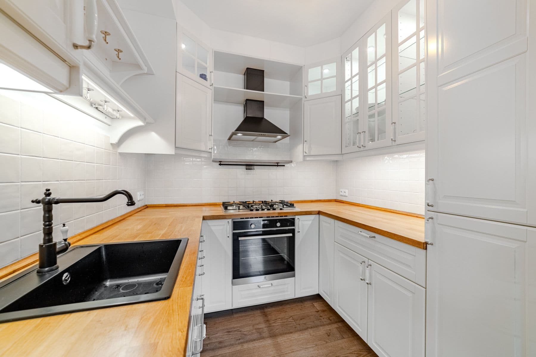 Pronájem bytu  138 m², Ohradní, Praha, Praha