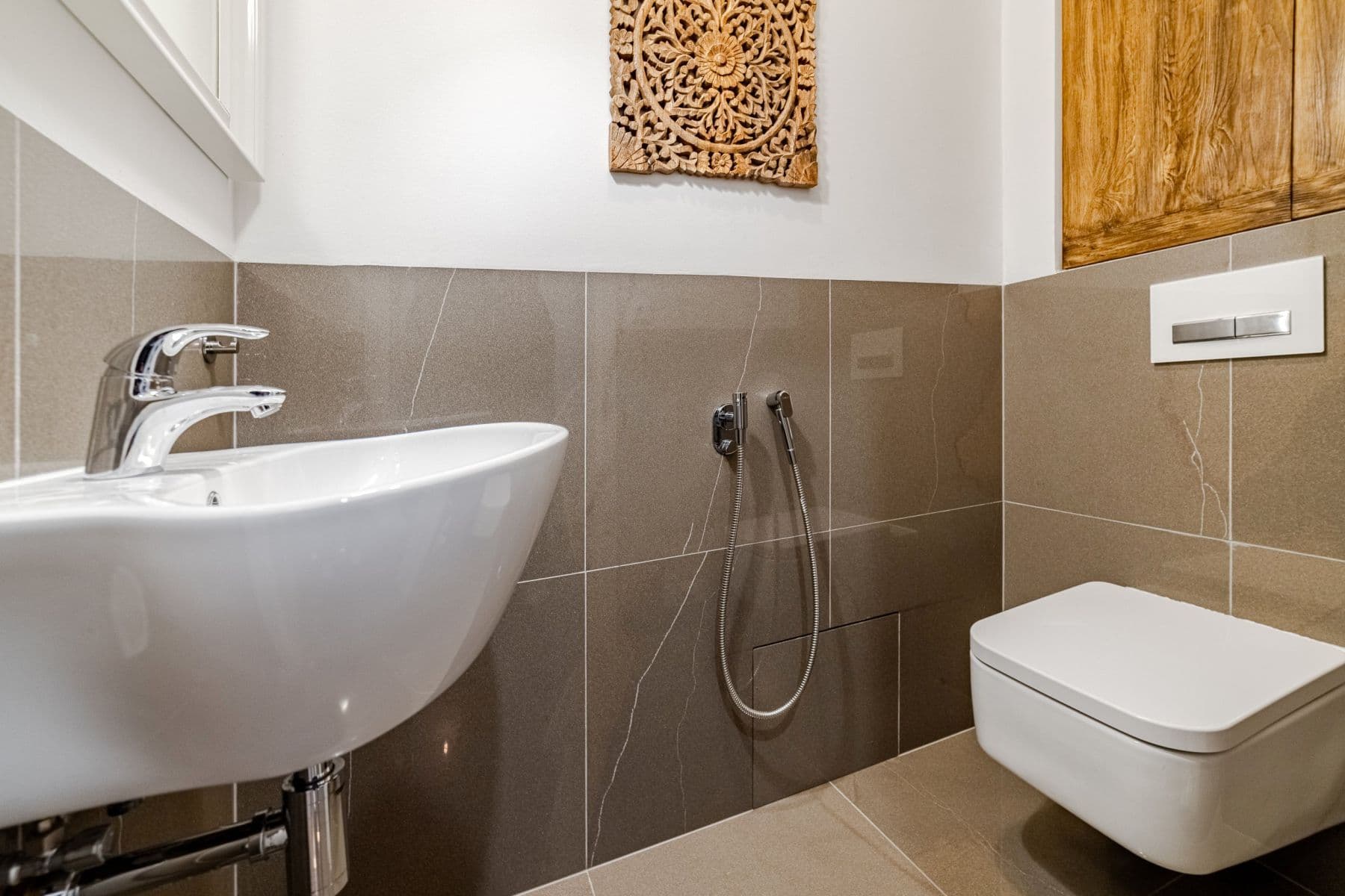 Pronájem bytu  138 m², Ohradní, Praha, Praha