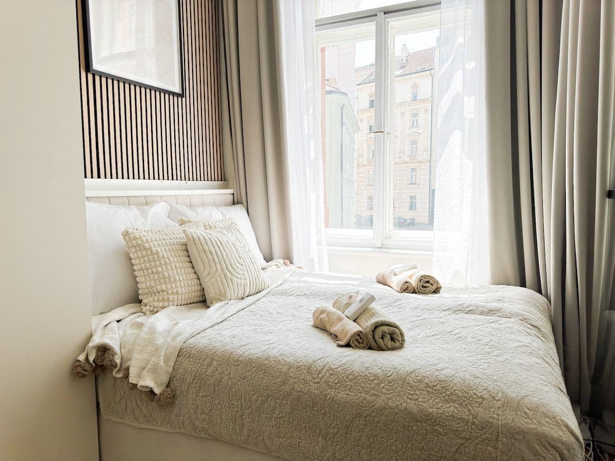 Pronájem bytu  50 m², Křemencova, Praha, Praha