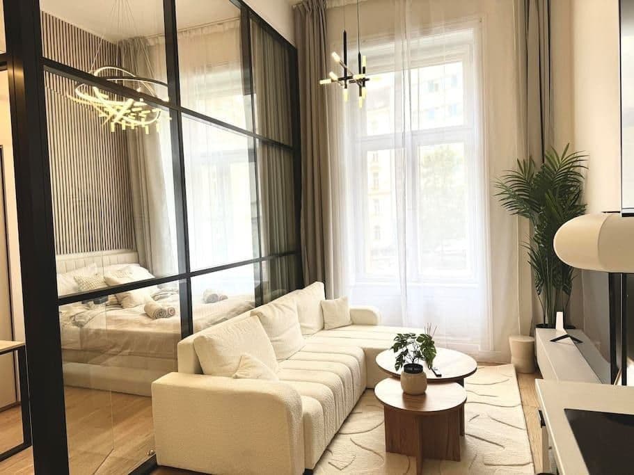 Pronájem bytu  50 m², Křemencova, Praha, Praha