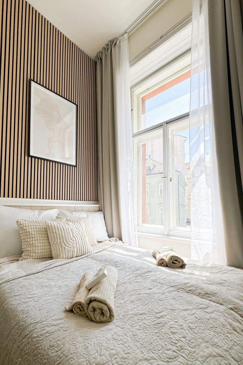 Pronájem bytu  50 m², Křemencova, Praha, Praha