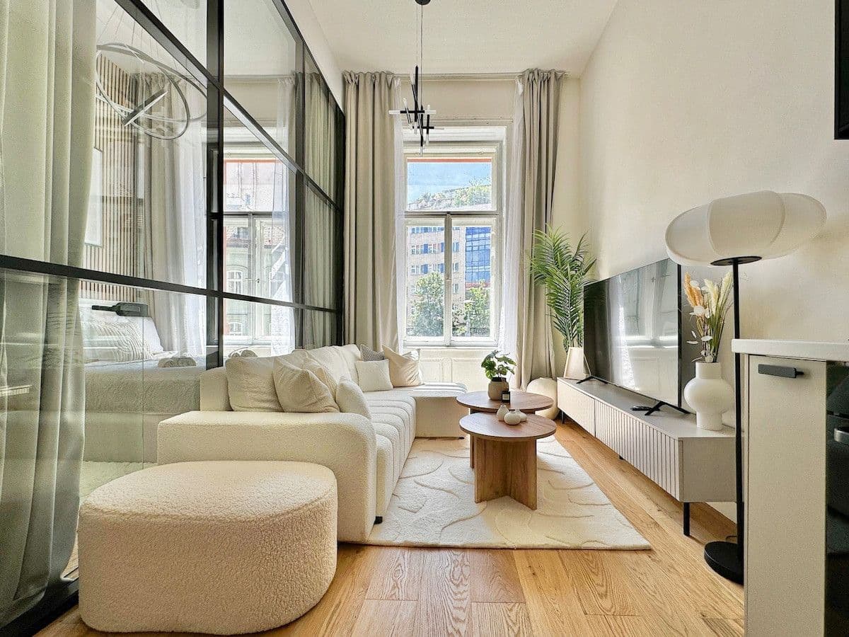 Pronájem bytu  50 m², Křemencova, Praha, Praha