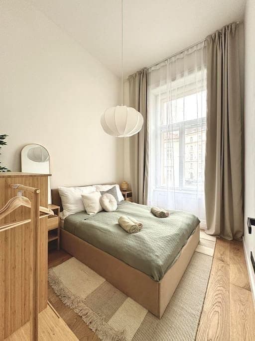 Pronájem bytu  50 m², Křemencova, Praha, Praha