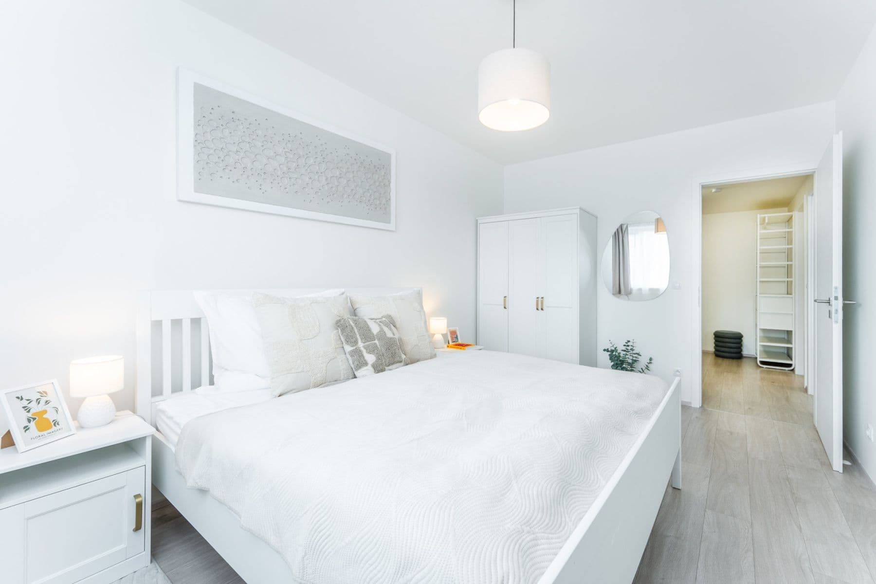 Pronájem bytu  53 m², V Háji, Praha, Praha