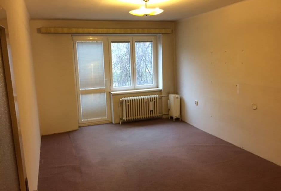 Prodej bytu 3+1 29 m², Karolinská, Praha, Praha