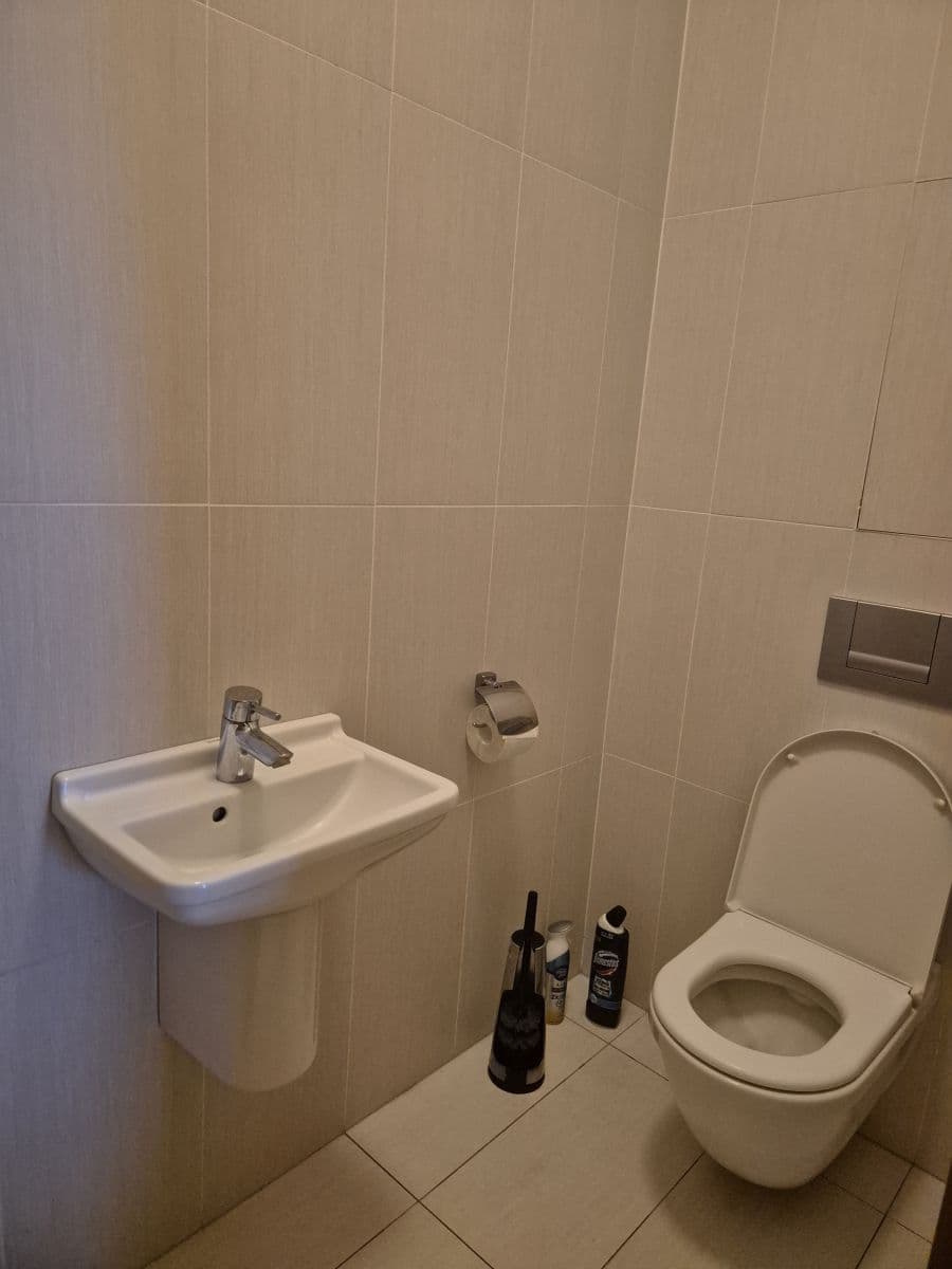 Pronájem bytu 3+kk 85 m², Brunclíkova, Praha, Praha