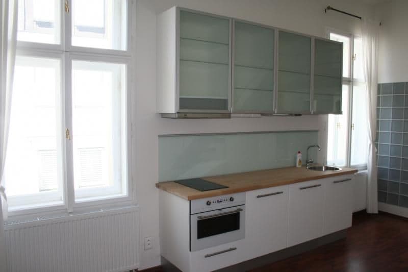 Pronájem bytu Garsoniéra 37 m², Dlouhá, Praha, Praha