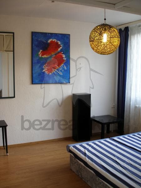 Pronájem bytu 2+kk 35 m², Laudova, Praha, Praha