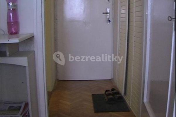Pronájem bytu 1+kk 25 m², Bratislavská, Brno-střed