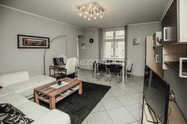 Pronájem bytu 2+kk 55 m², Ladova, Hlavní město Praha