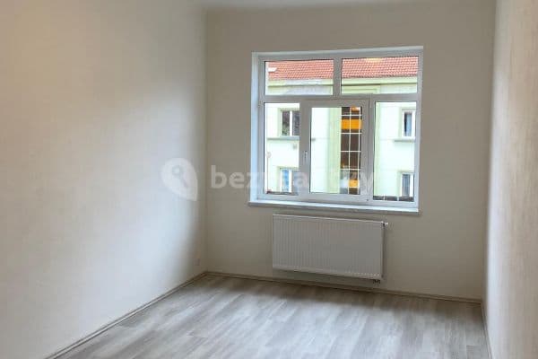 Pronájem bytu 2+kk 55 m², Na Veselí, Hlavní město Praha