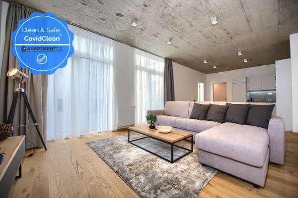 Pronájem bytu  50 m², Soukenická, Praha