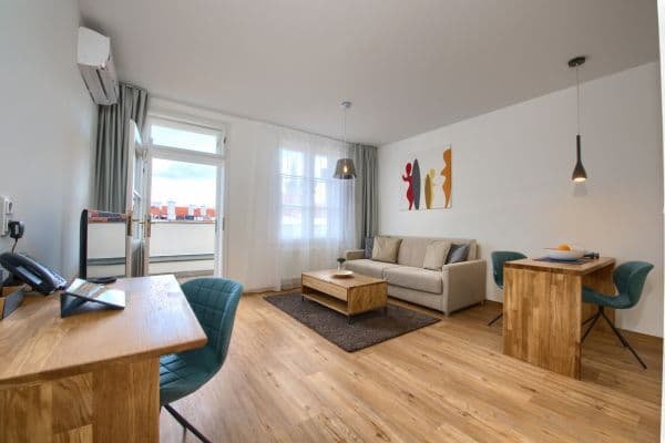 Pronájem bytu  65 m², Masná, Praha