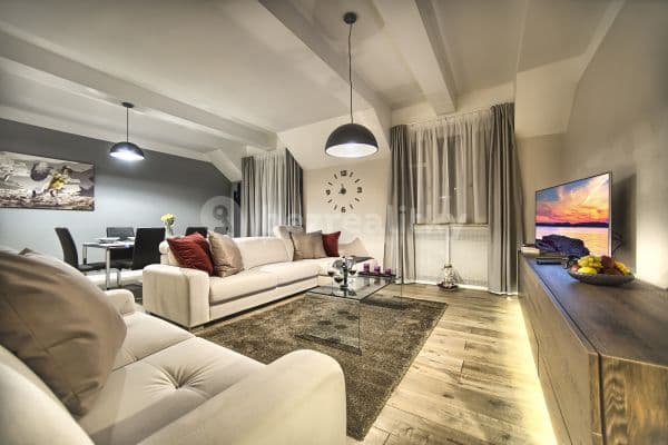 Pronájem bytu  125 m², Krocínova, Praha