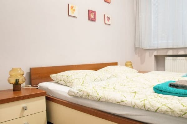 Pronájem bytu  50 m², Kúpeľná, Bratislava