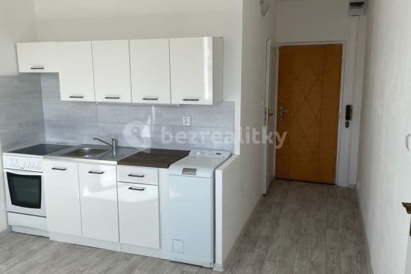 Pronájem bytu 2+kk 38 m², Lužická, Jablonec nad Nisou, Liberecký kraj