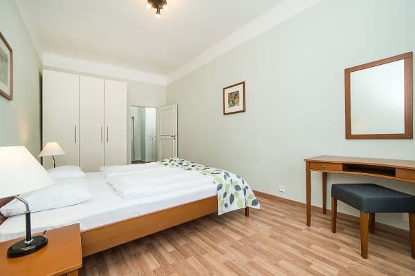 Pronájem bytu  72 m², Americká, Praha, Praha