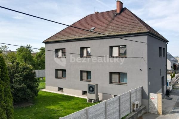 Prodej domu 249 m², pozemek 779 m², Mitrovická, 