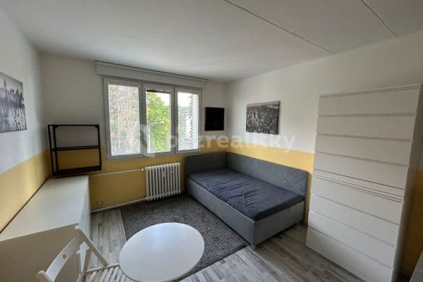 Pronájem bytu 1+kk 20 m², Gercenova, Praha, Praha
