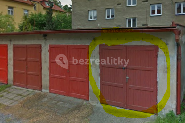 Pronájem garáže 13 m², Nad Husovými sady, Praha