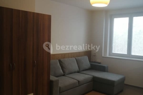 Pronájem bytu 1+1 34 m², Terronská, Praha