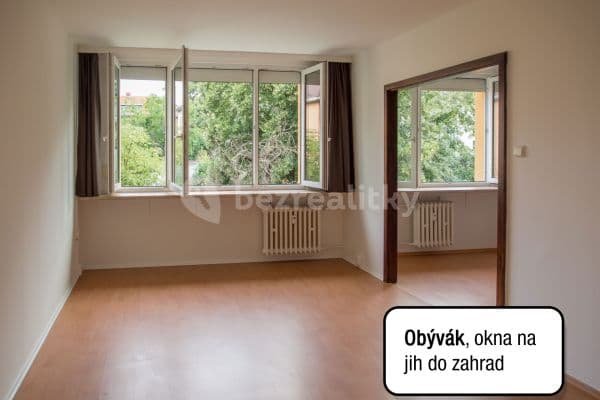 Pronájem bytu 3+1 68 m², Křenická, Praha
