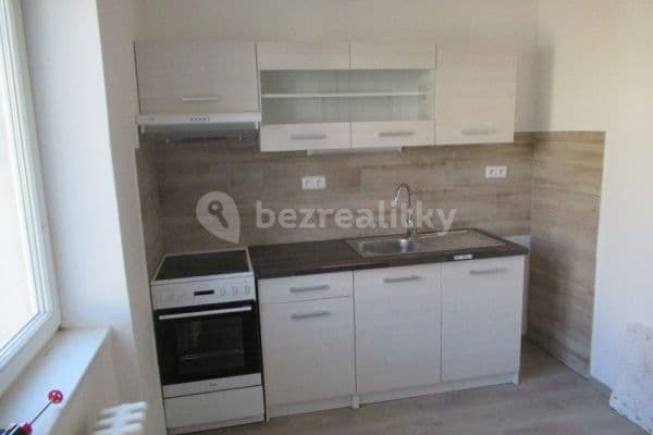 Pronájem bytu 1+1 35 m², Závodu míru, Karlovy Vary