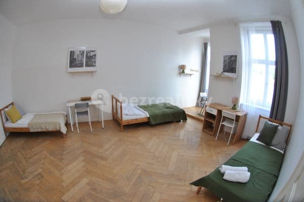 Pronájem bytu 4+1 25 m², Kunzova, Brno