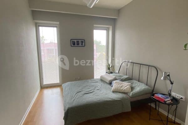 Pronájem bytu 3+1 74 m², Mitrovická, Paskov