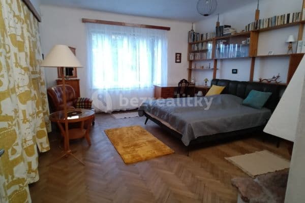 Pronájem bytu  100 m², Nad Václavkou, Praha